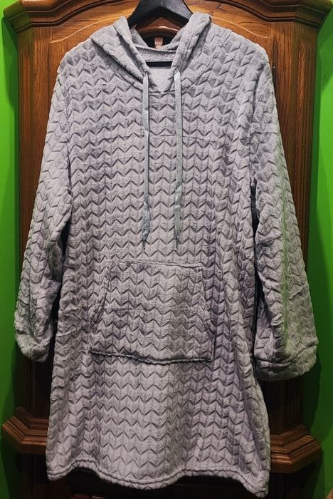 Dresowa sukienka AVON Ciepła i mięciutka, rozm. XL