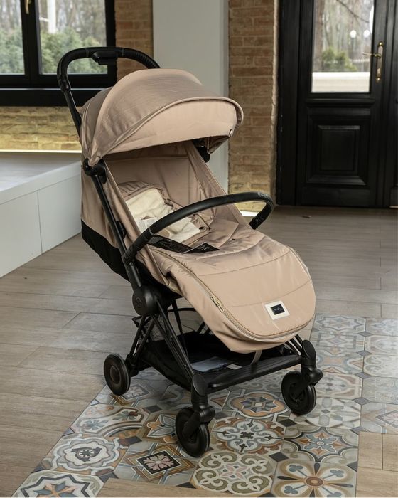 Прогулянкова коляска Cybex coya 2024