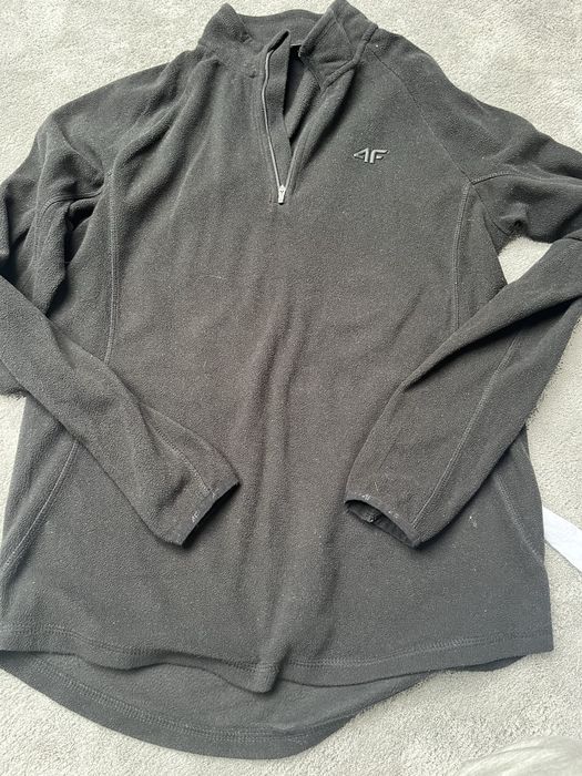 Czarny polar 4f uni