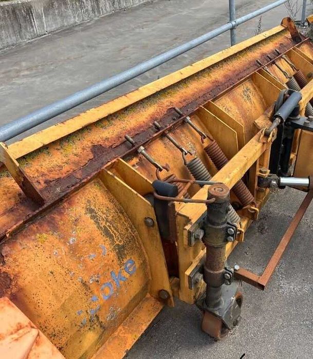 Pług do śniegu Epoke 260cm odśnieżny regulowany hydrauliczny Schmidt