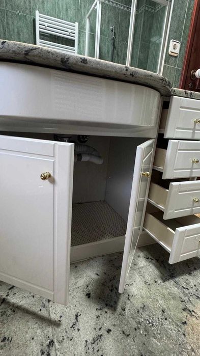 Móvel Casa de banho + pia + tampo + espelho com luzes