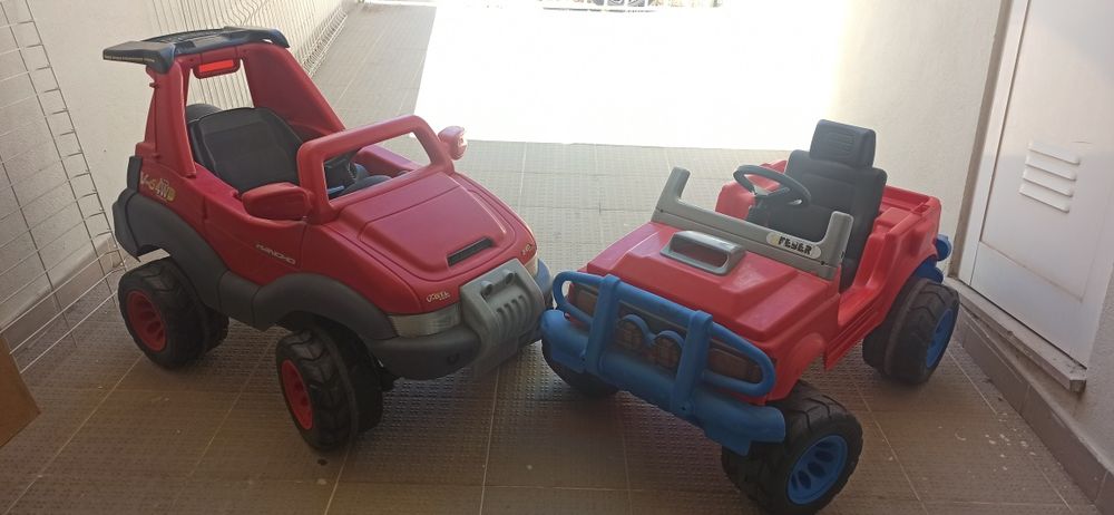 Carrinho elétrico criança Feber (duas unidades)