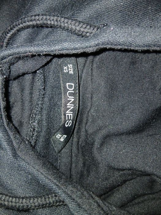 Чорний світер xs на легкому флісі