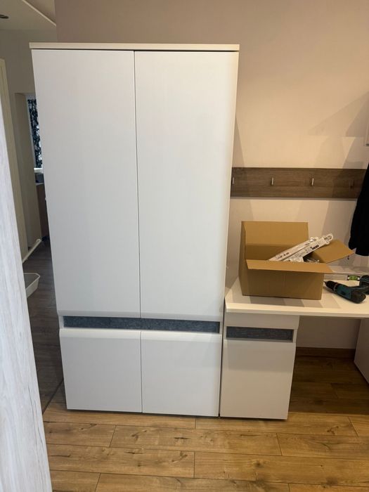 Biurko i szafa Neo AGATA MEBLE POLECAM