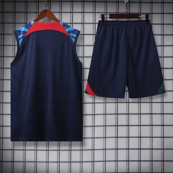 Conjunto de treino de Portugal sem mangas