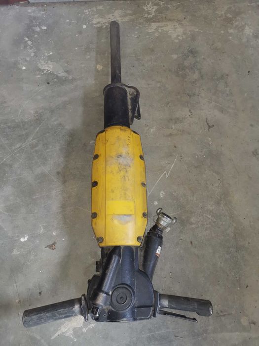 młot pneumatyczny Atlas Copcko TE230