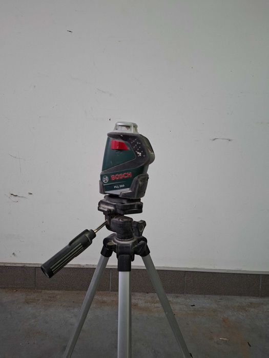 Laser krzyżowy Bosch PLL 360 + statyw, sprawny, używany