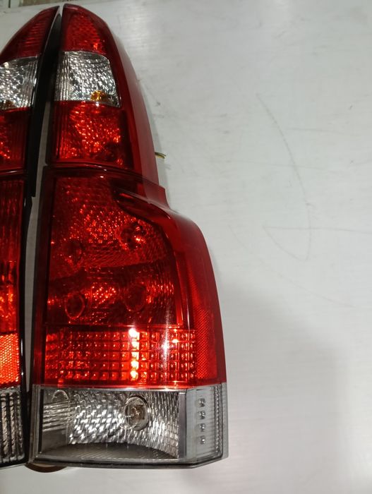 Volvo V70 ll/XC 70 ANOS DE 1999/2000/2001/2002/2003/2004/2005/2006/2007/2008 farolins stops esquerdo/Direito