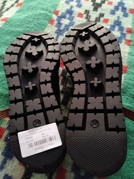 Sapatos em pele exe' novos tm 38