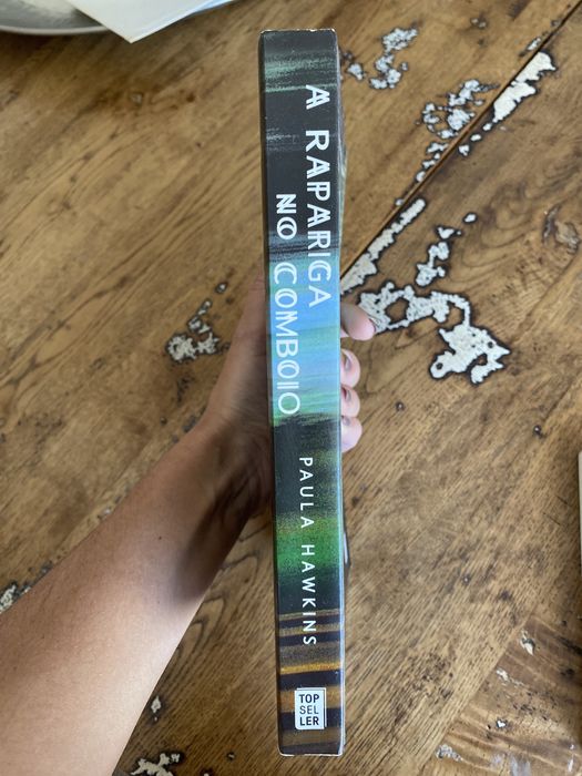 A Rapariga no comboio