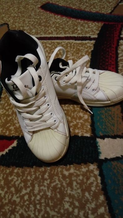 Кроссовки donnay