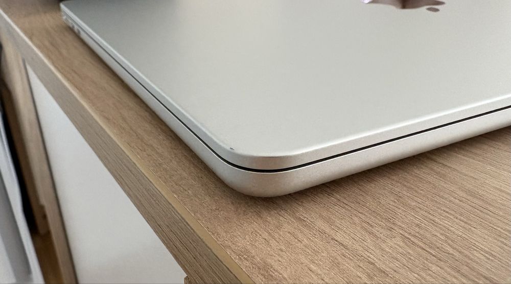 Macbook Air M2 8/256