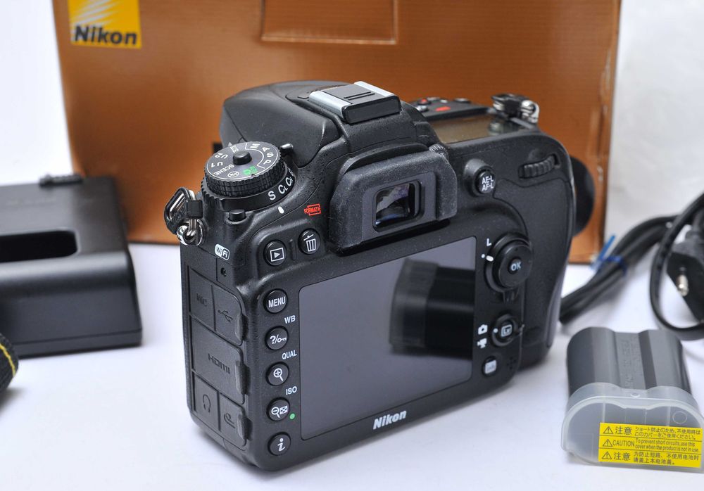 Nikon D7200 (excelente estado)