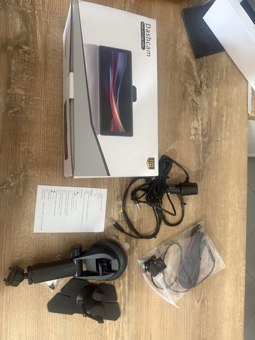 Stacja multimedialna apple car