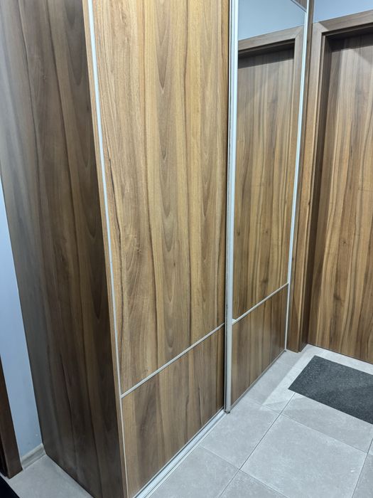 Szafa przesuwana  uzywana