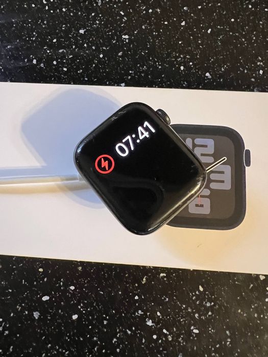 Apple Watch SE ( 2-го покоління)