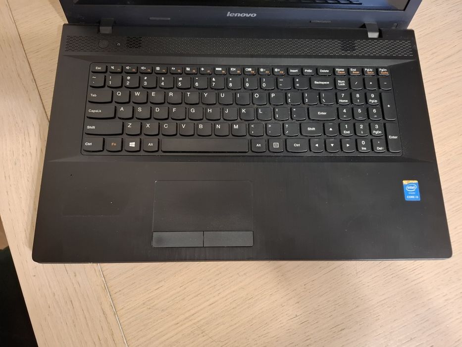 Laptop 17" Lenovo G710 i3-4000m / 8gb ddr3/1Tb
