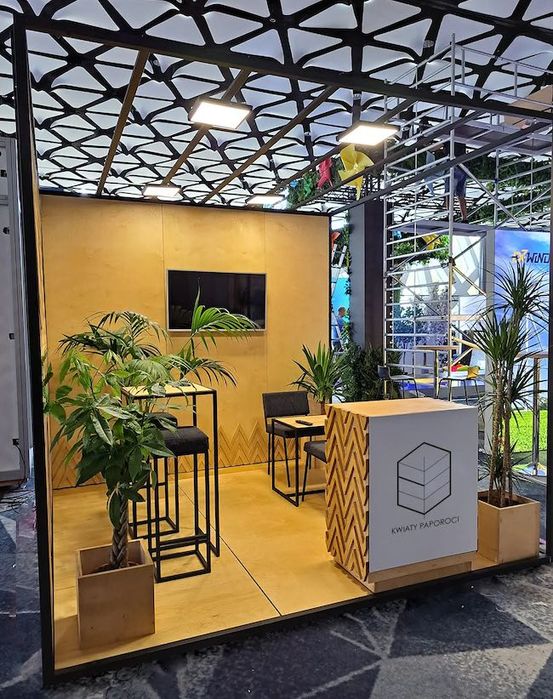 Stoisko wystawiennicze 3x5 m modułowe (opcja 3x3 m)
