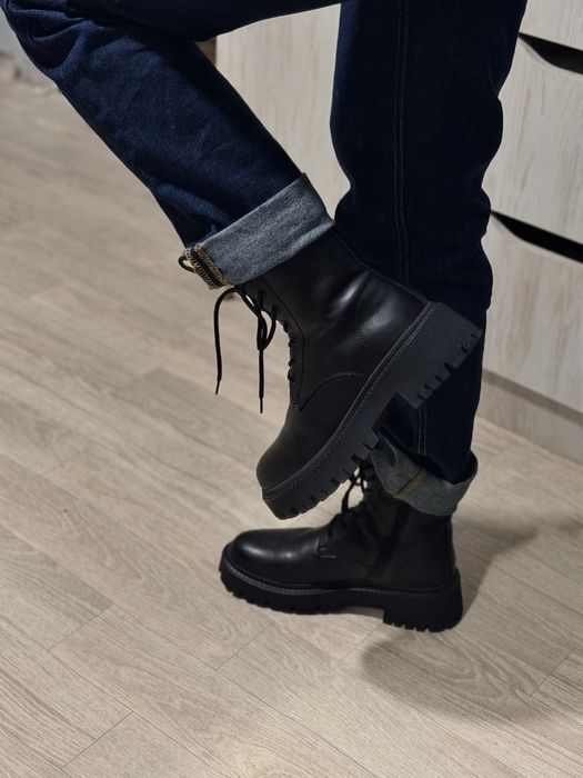 Зимові ботинки (берці) в стилі Celine Bulky