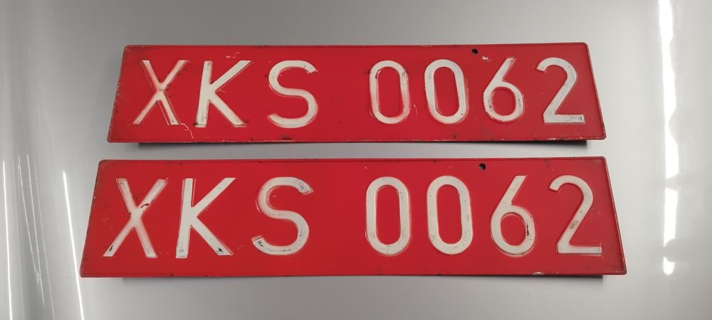 Czerwone tablice rejestracyjne próbne