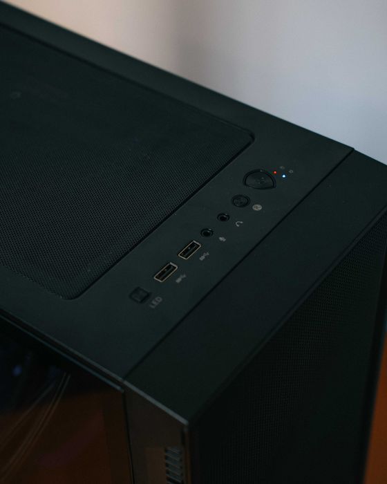 PC Gaming Ryzen 5 7500X3D RTX5060OC DDR5