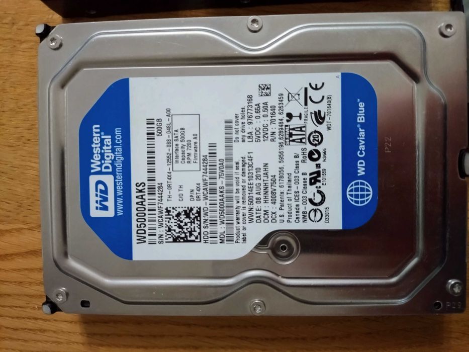 Trzy dyski twarde 500GB