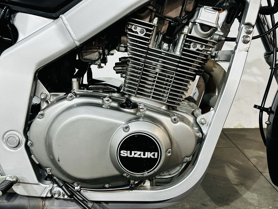 Suzuki Gs500 мото з європи (2550$)