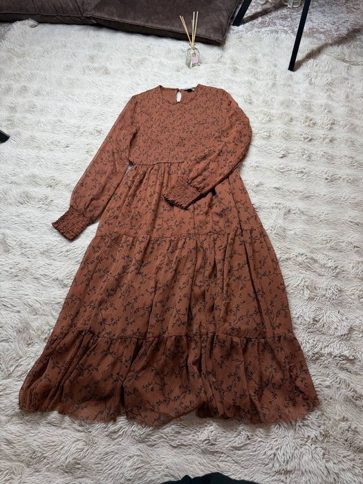 Сукня міді коричневого кольору