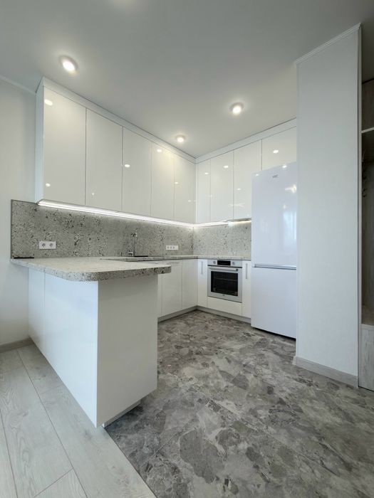 ЖК Okland, проспект Повітряних сил, 56а, кухня-вітальня і спальня