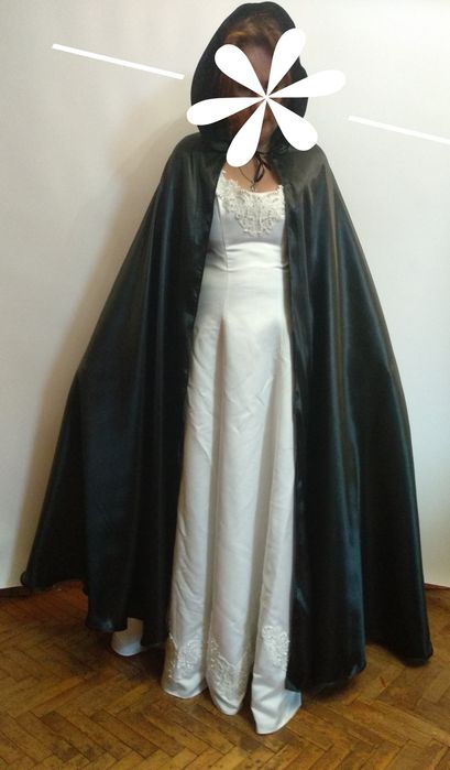 Плащ мантія накидка чорна довга і широка атлас