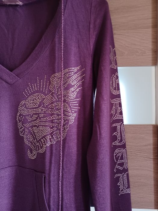 Długi sweter firmy Redial z cyrkoniami