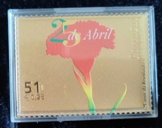 ***Vendida '*Selo em OURO comemorativo 25 Abril 2024 CTT