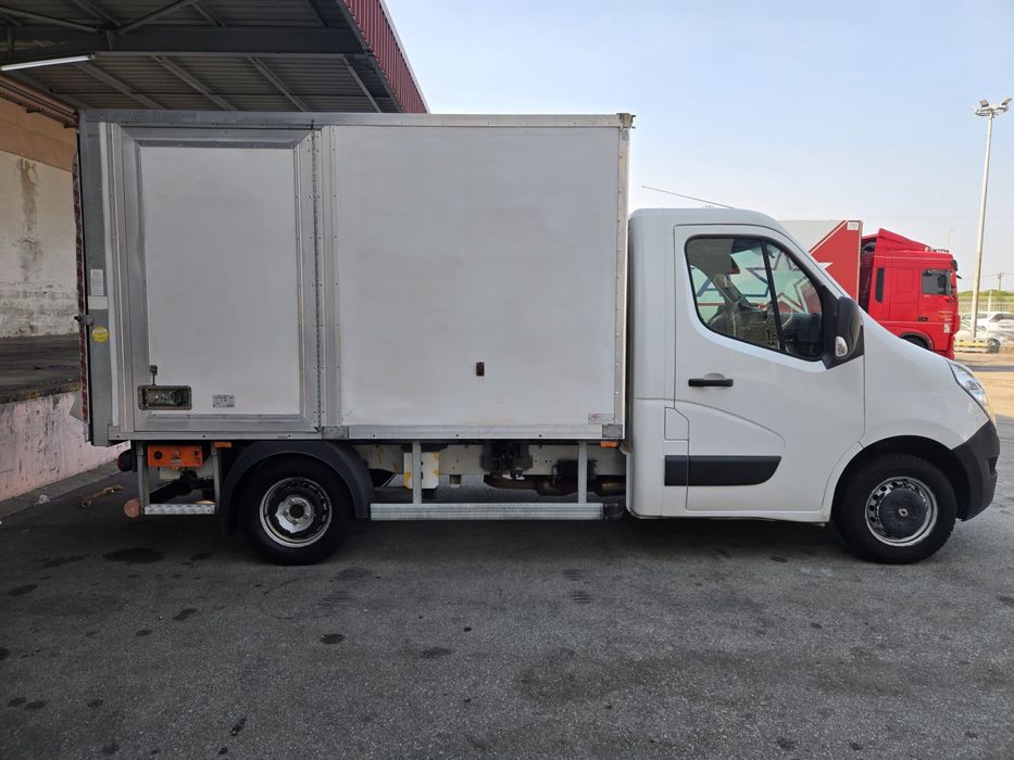 Renault Master c/plataforma
