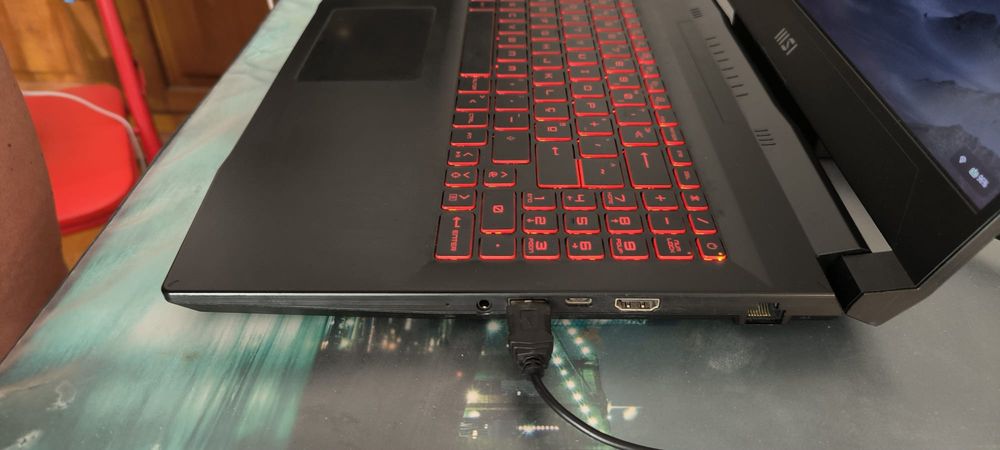 Troco Portátil gamer em troca de PS5 pro ou iPhone pro max 17 novo
