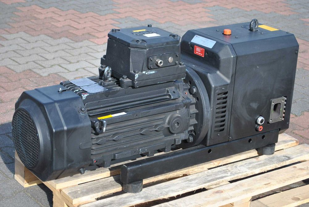 Dmuchawa, kompresor GARDNER DENVER C-DLR250. ABB Sprężarka