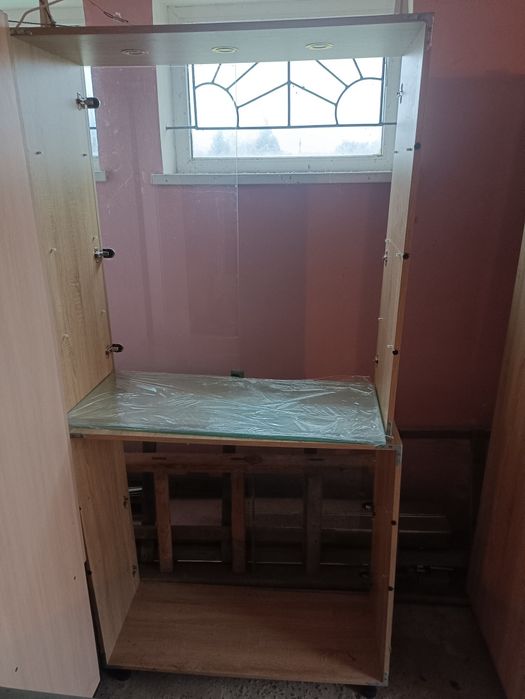 Продам вітрини торгівельні
