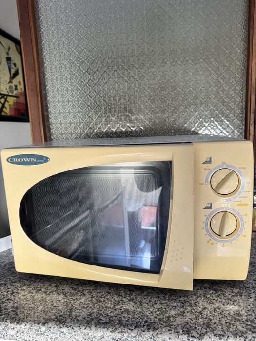Vendo microondas a funcionar perfeitamente