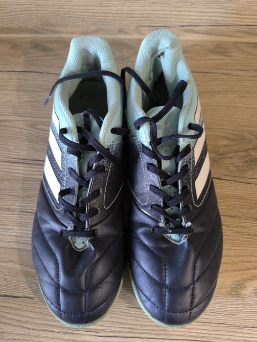Adidas buty do gry w piłkę nożną 40 i 2/3
