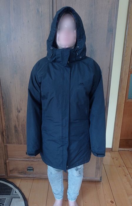 trespass куртка, як нова, довга,