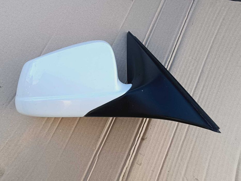 lusterko prawe 5 pin kolor A300 300 BMW 5 F11 F10 12R.europa