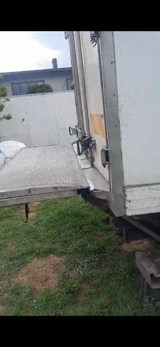 Kontener chłodnia izoterma zabudowa winda agregat