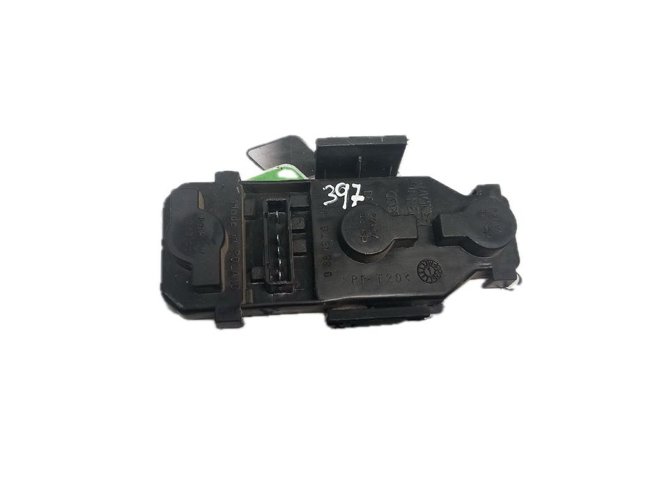 Suporte lâmpada direito AUDI Allroad (4BH, C5)