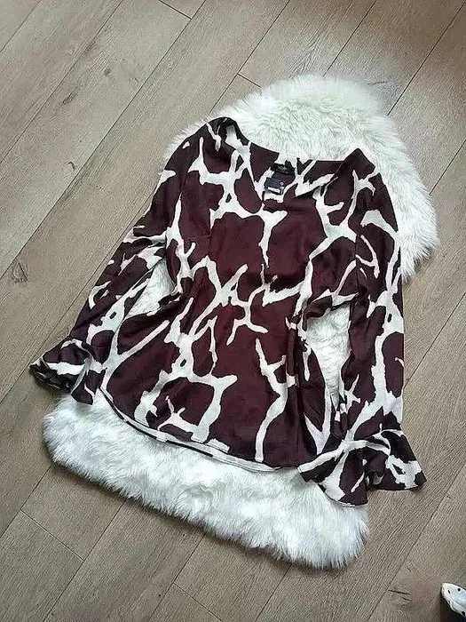 piękna, elegancka bluzka w modny print M