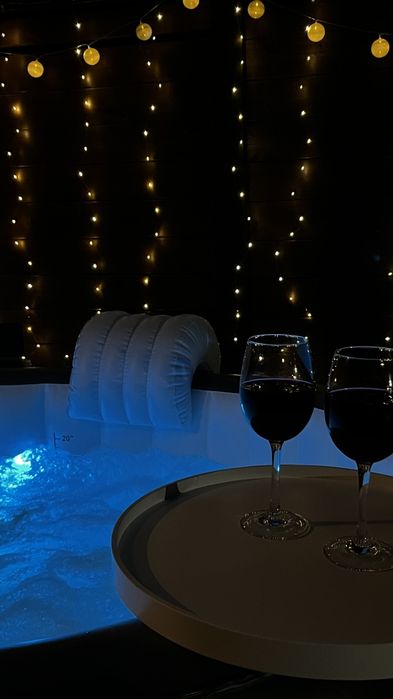 Jacuzzi V-Spa Anthracite 180cm 4-osobowe - LUKSUSOWE ogrodowe spa z hydromasażem