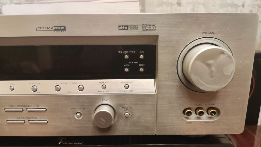 AV-ресивер YAMAHA HTR-5740
YAMAHA HTR-5740
HTR-5740
HTR-5740-5740
HTR-