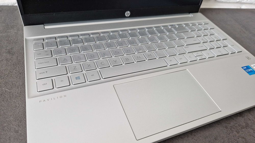 Ноутбук  HP Pavilion   / I5-1135G7/16GB/512 SSD