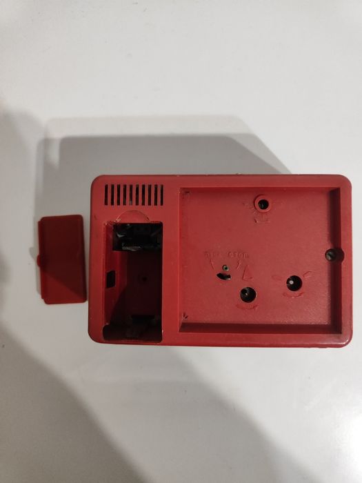 Часы- будильник б/у