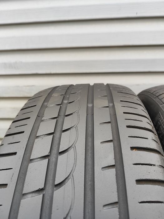 Пара літніх шин Pirelli 235/45 R19 235*45 19 Pzero rosso 001964