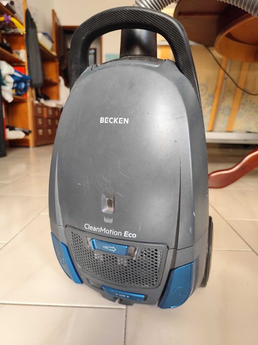 Aspirador BECKEN CleanMotionEco bvc2167