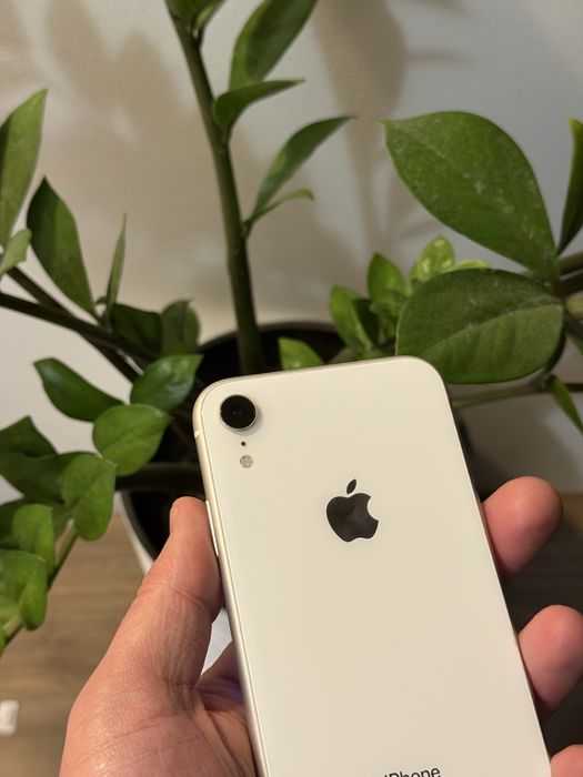 Apple iPhone XR 64 GB